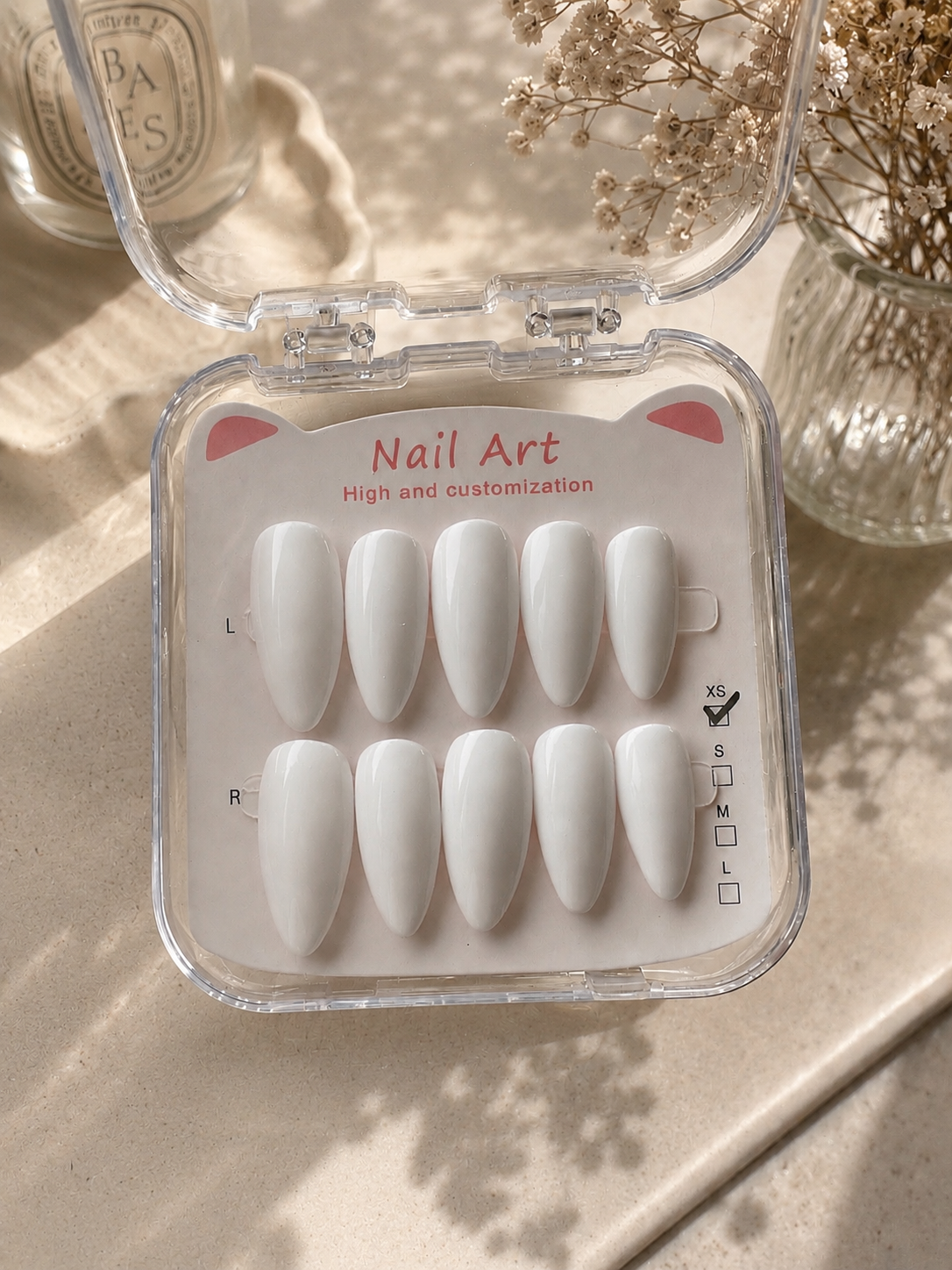 Press on nails